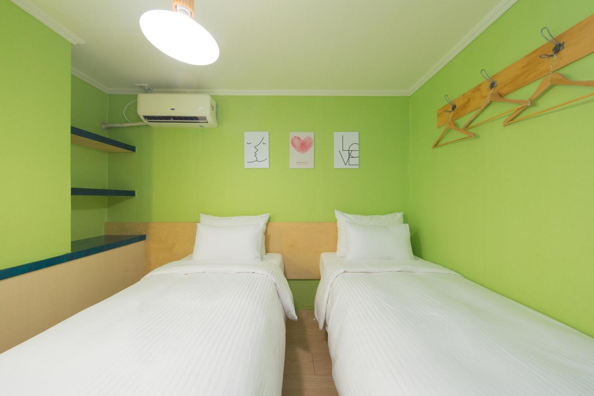 Hotel Travel Monster à Séoul Extérieur photo