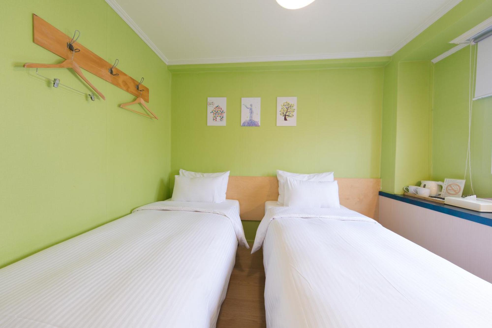 Hotel Travel Monster à Séoul Extérieur photo